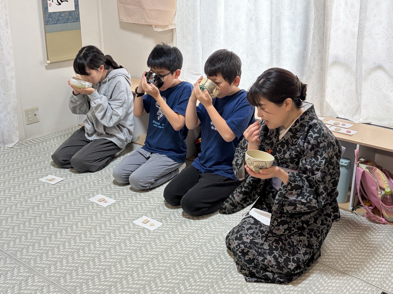 茶道の時間の様子